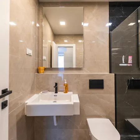 Luxury Sun Garden By Belmont Realty * ザダル