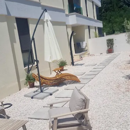 Luxury Sun Garden By Belmont Realty *