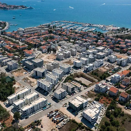 Διαμέρισμα Luxury Sun Garden By Belmont Realty