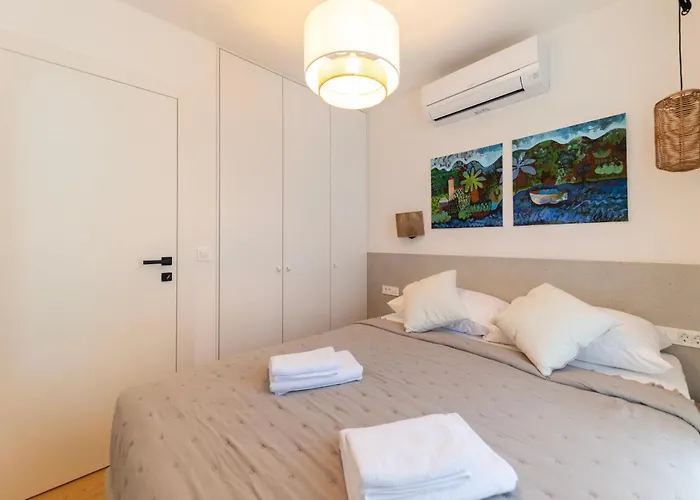 Luxury Sun Garden By Belmont Realty Lägenhet *